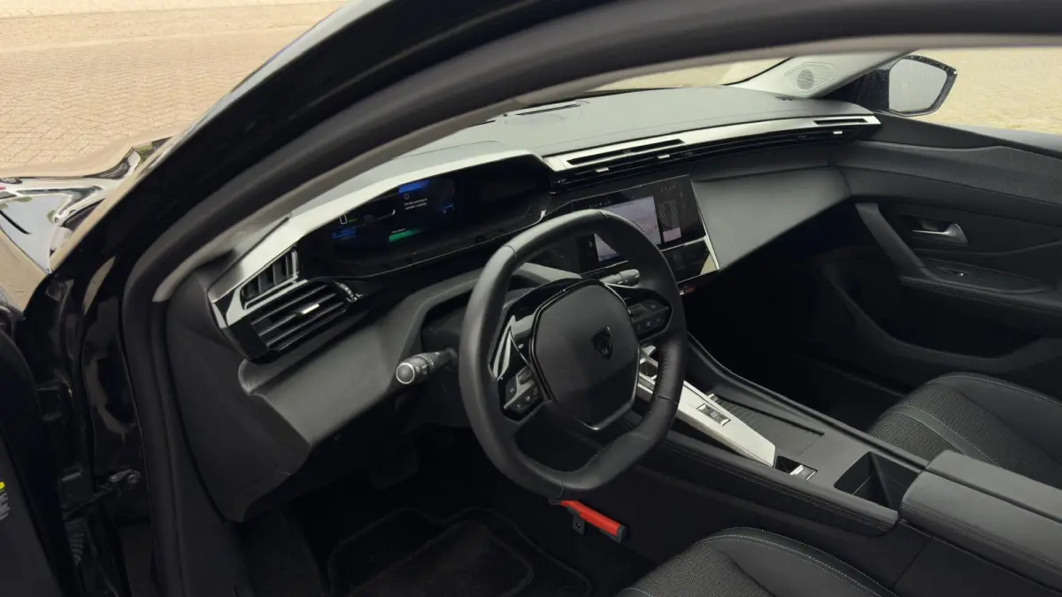 Allure EV 54 kWh | Apple Carplay / Android Auto | Cruise Control| Navigatie | 18" LMV |