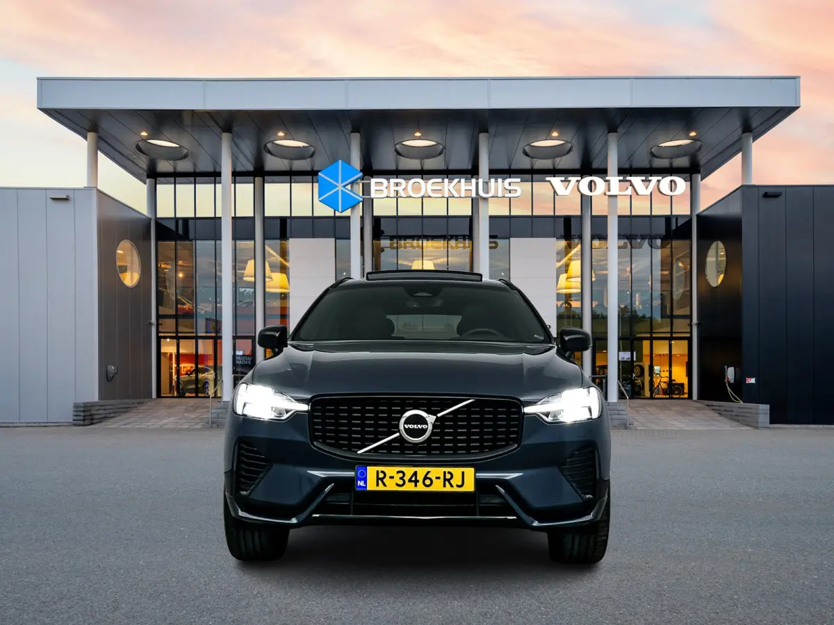 T6 Recharge Plus Dark | 21" | Panoramadak | Elektr. verst. Stoelen | Adaptieve Cruise | BLIS | Stoel/Stuur/Achterbankverwarming