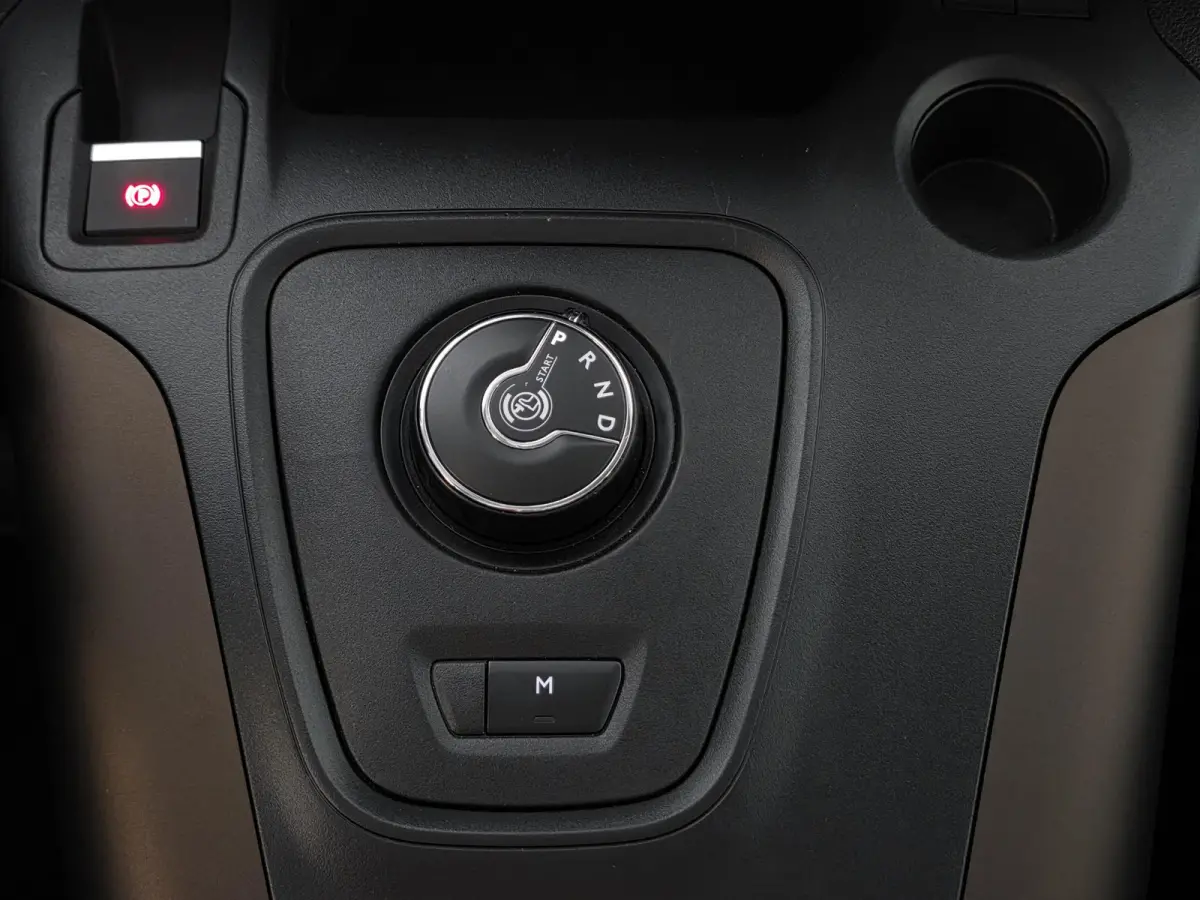 1.2 Puretech GT | Stoelverwarming | 18" Inch | Apple Carplay & Android Auto | Cruise Control