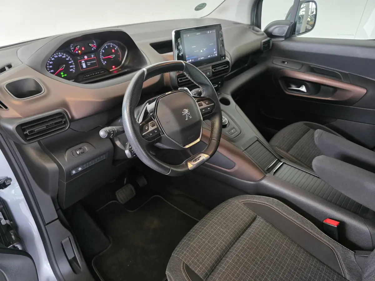 1.2 Puretech GT | Stoelverwarming | 18" Inch | Apple Carplay & Android Auto | Cruise Control
