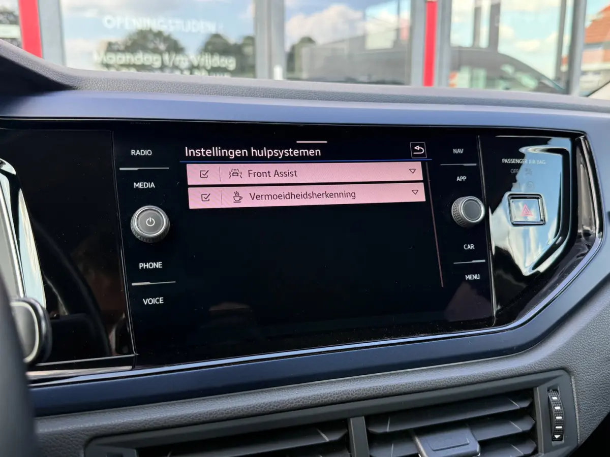 1.0 TSI Comfortline Business | Carplay | PDC