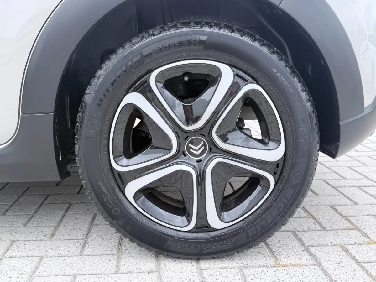 1.2 PureTech C-Series | PDC | Bluetooth | Navi |