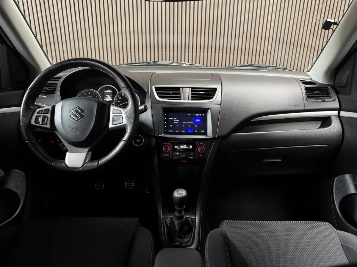 1.6 Sport | Carplay | Xenon | Stoelverwarming | 136 PK