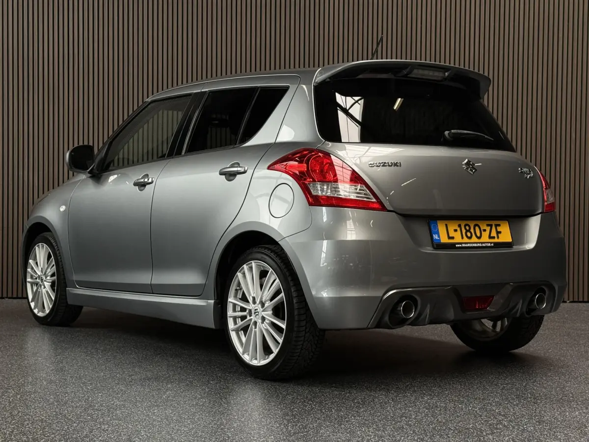 1.6 Sport | Carplay | Xenon | Stoelverwarming | 136 PK