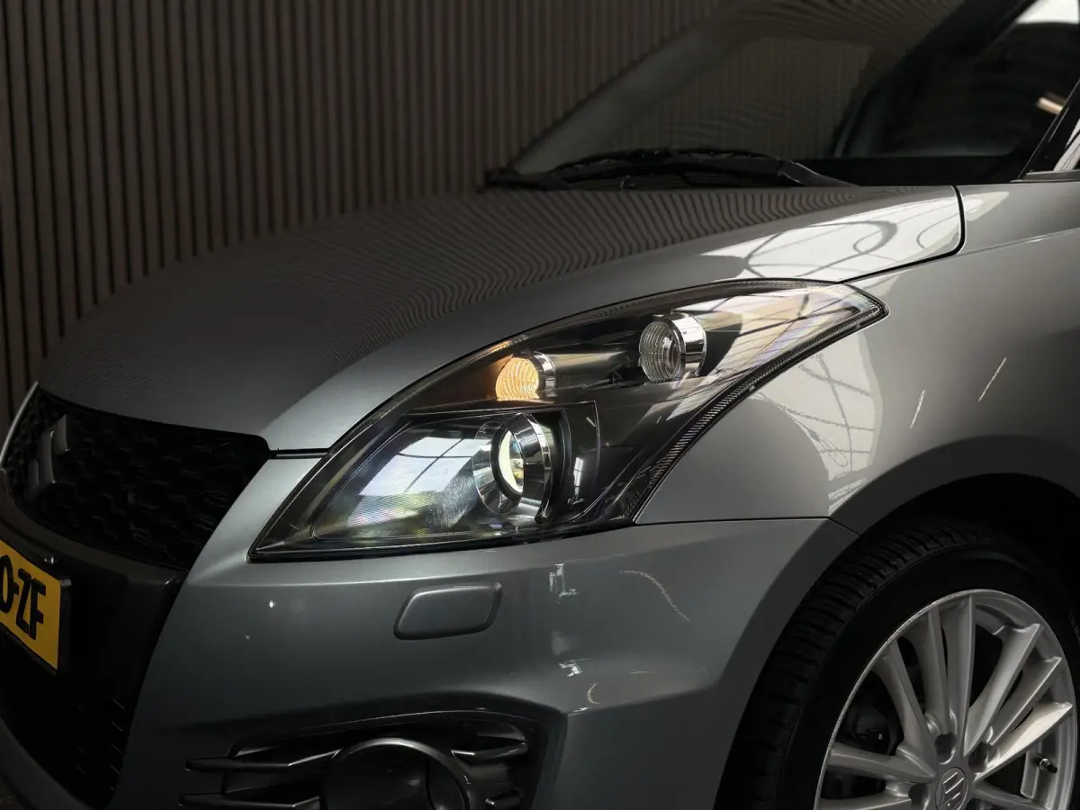 1.6 Sport | Carplay | Xenon | Stoelverwarming | 136 PK