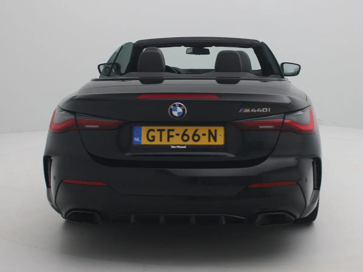 M440i xDrive High Executive | Apple Carplay/Android Auto | Harman Kardon | Leder | Stoelverwarming | Led Koplampen | Camera |
