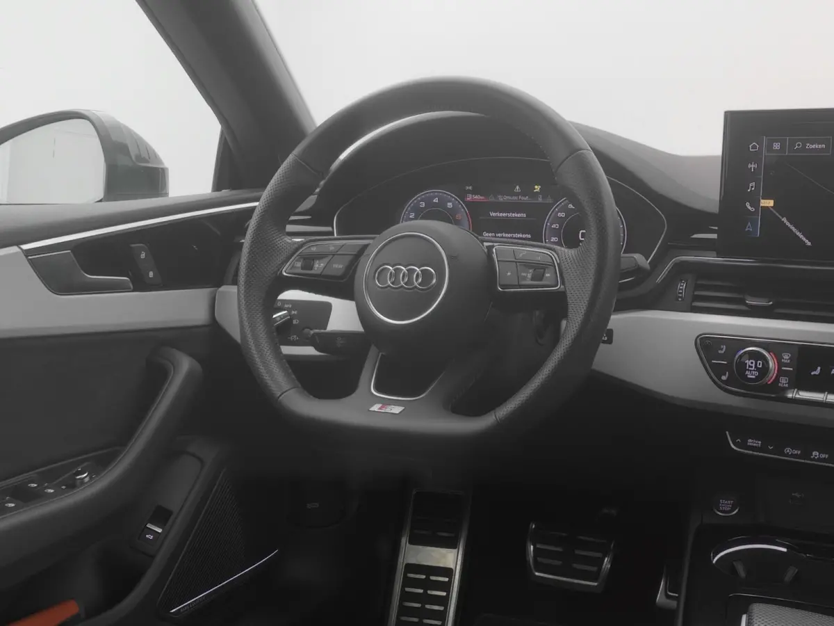 40 TFSI Automaat Launch edition Sport | CAMERA | B&O | CARPLAY | NEK- EN STOELVERW.