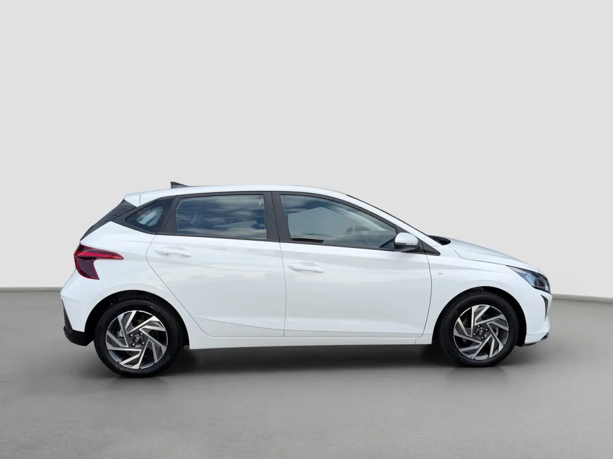 1.0 T-GDI 100pk Comfort | Airco | Camera | Carplay | Cruise control | Dodehoek detectie | Navigatie | Parkeersensoren | Digitaal cockpit | Lichtmetalen velgen