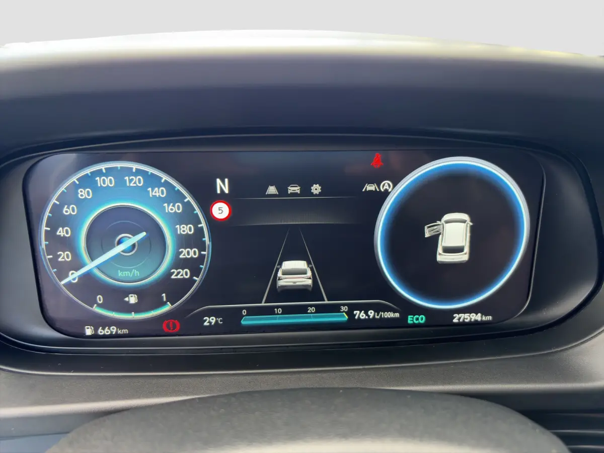 1.0 T-GDI 100pk Comfort | Airco | Camera | Carplay | Cruise control | Dodehoek detectie | Navigatie | Parkeersensoren | Digitaal cockpit | Lichtmetalen velgen