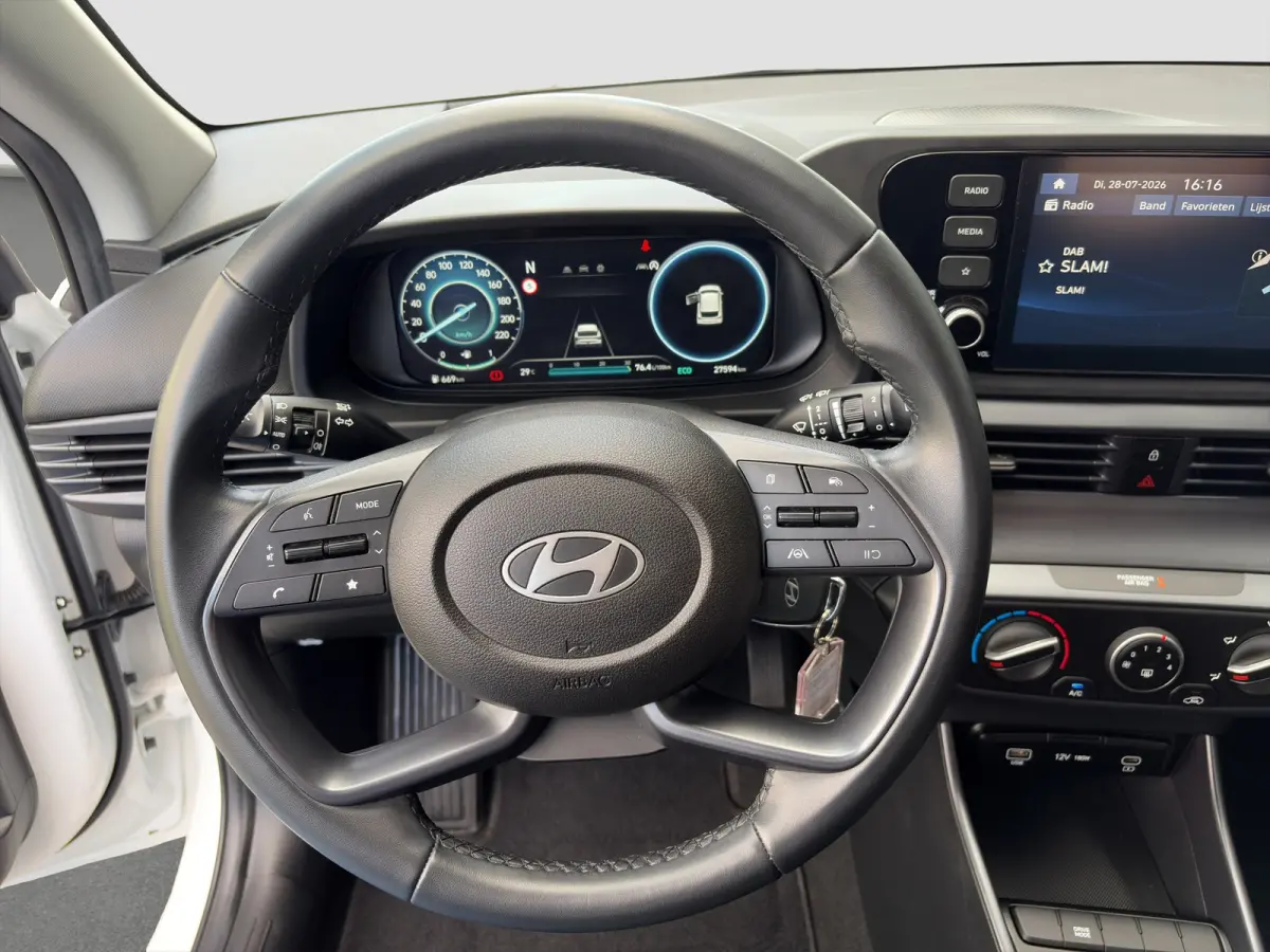 1.0 T-GDI 100pk Comfort | Airco | Camera | Carplay | Cruise control | Dodehoek detectie | Navigatie | Parkeersensoren | Digitaal cockpit | Lichtmetalen velgen