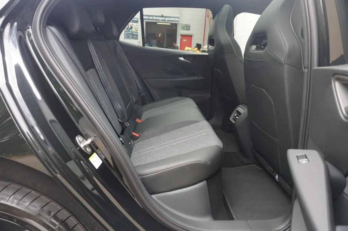 Style 79 kWh | Panoramdak | Steunhaak | Head-up | Autonoom Inparkeren