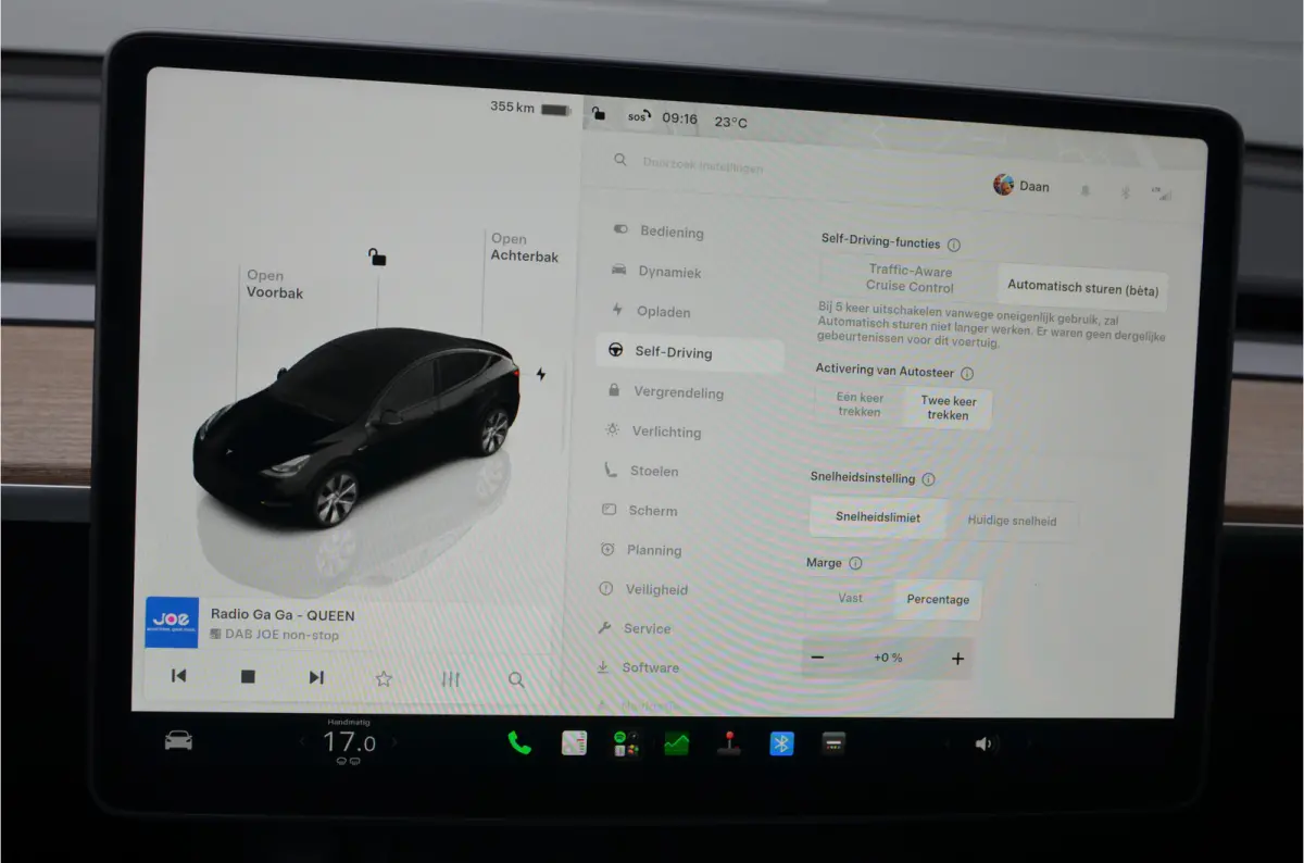 RWD 58 kWh AutoPilot4.0, FSD 99,- p/mnd