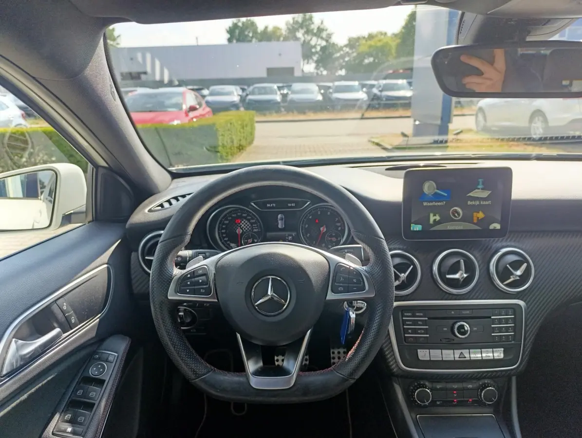 180 AMG Night Edition Plus | Stoelverwarming | Automaat | Navigatie | Camera