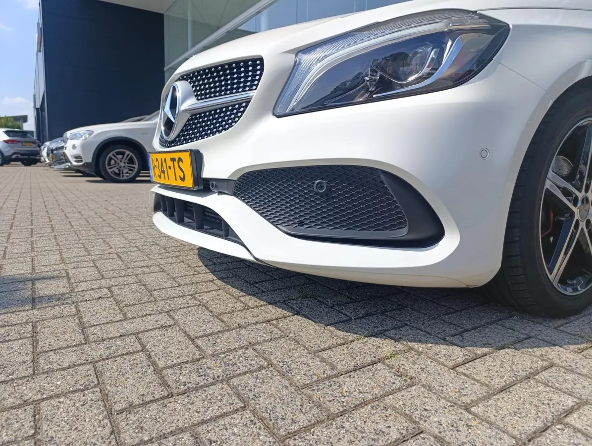 180 AMG Night Edition Plus | Stoelverwarming | Automaat | Navigatie | Camera
