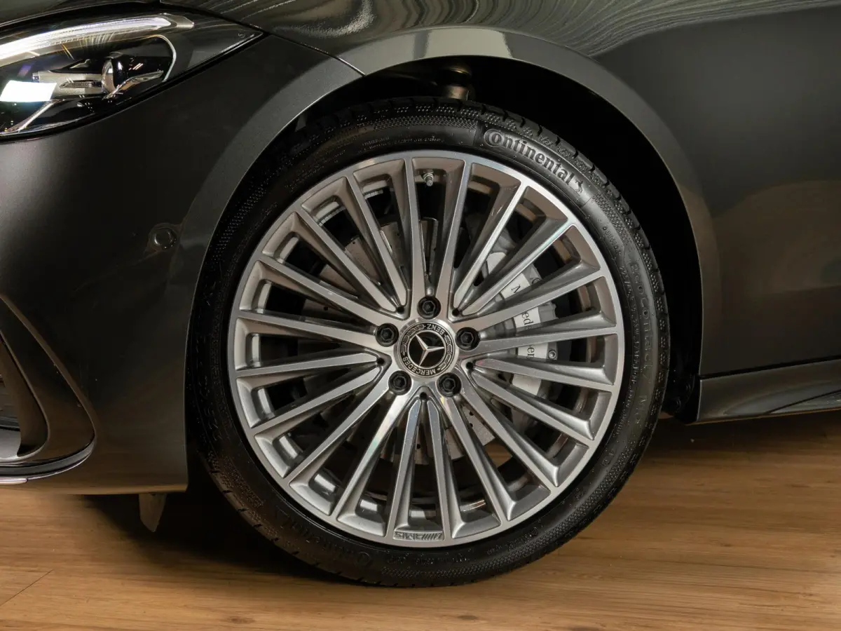 300 e Business Solution AMG Panorama dak