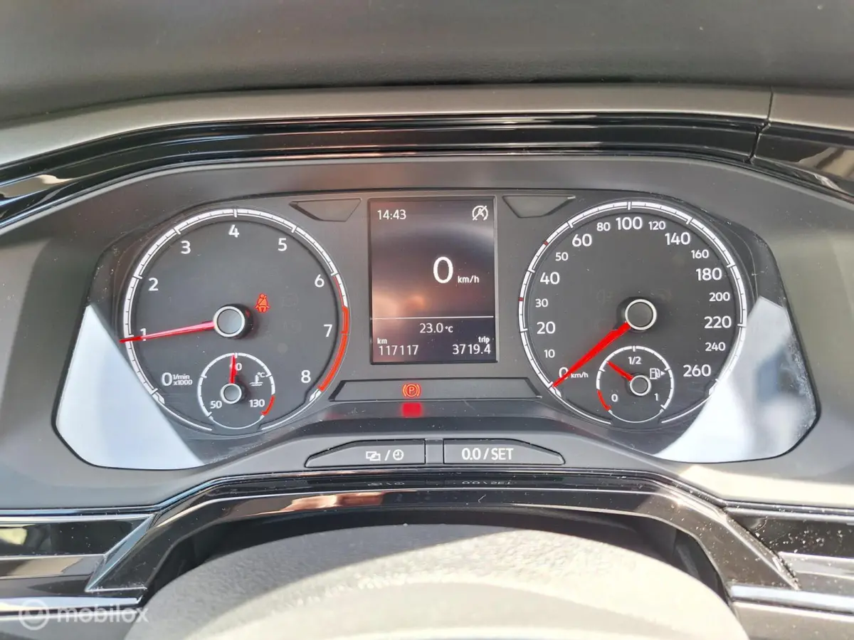 1.0 MPI COMFORTLINE • 1E EIGENAAR • CARPLAY •