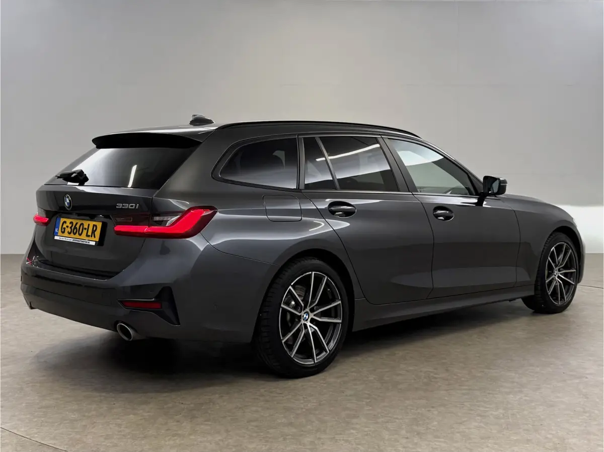 330i Introduction Executive Edition M-Sport | Camera | Virtual | Carplay | LED | Navi | Parkeersens.