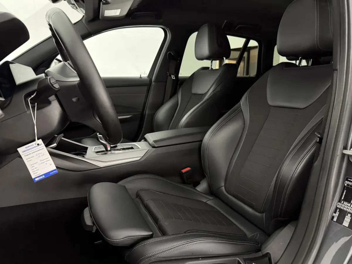 330i Introduction Executive Edition M-Sport | Camera | Virtual | Carplay | LED | Navi | Parkeersens.