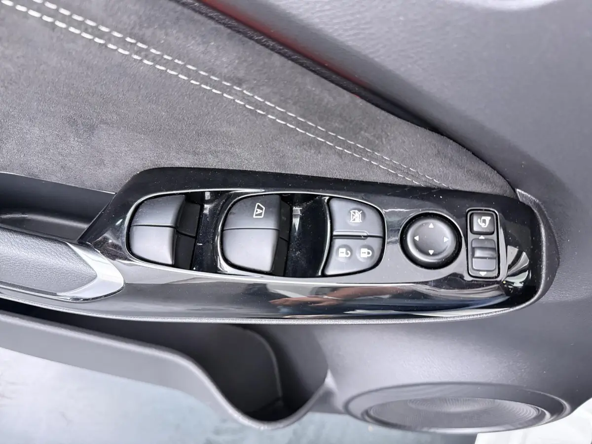 1.0 DIG-T N-Design | AUTOMAAT | Adapt. Cruise | Lederen Bekl. | BOSE Audio |