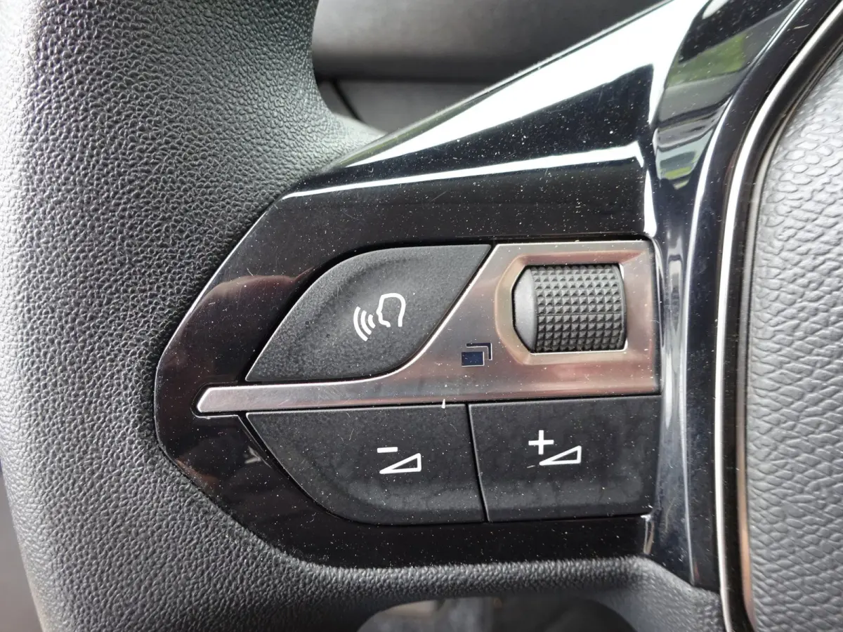 1.2 PureTech Pro BENZINE AIRCO NAVI CRUISE CONTROL PDC SCHUIFDEUR