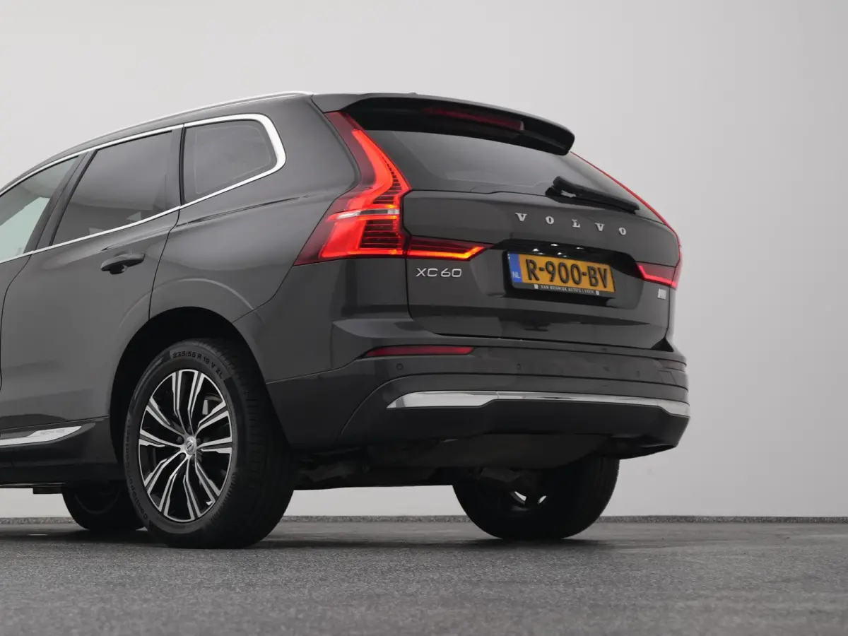 2.0 T6 Plug-in hybrid AWD Inscription Exclusive | PANO | CAMERA | MEMORY | KEYLESS | STOELVERW.