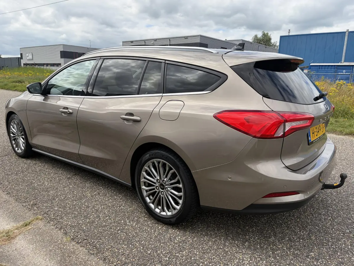 1.0 EcoBoost Titanium Business AUTOMAAT