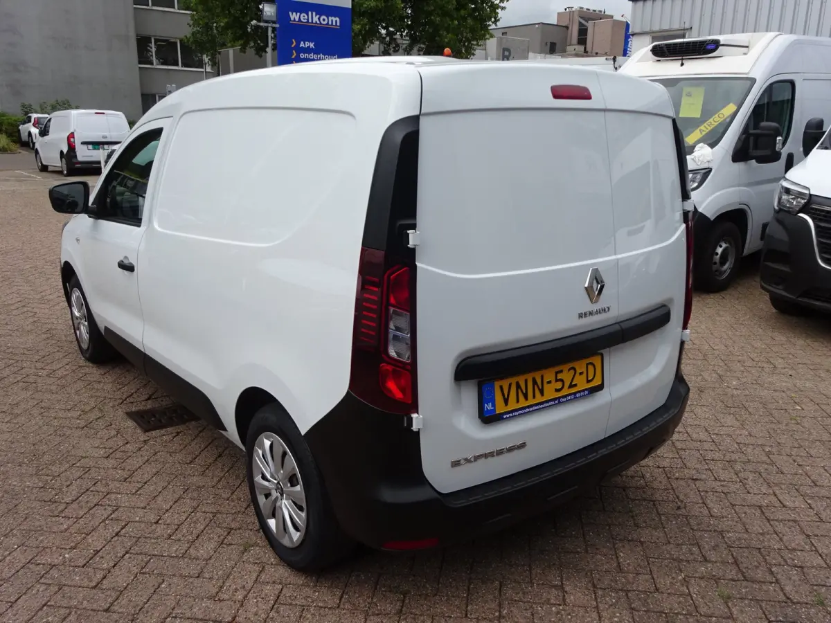 1.5 dCi 75 Comfort + AIRCO NAVIGATIE CRUISE CONTROL