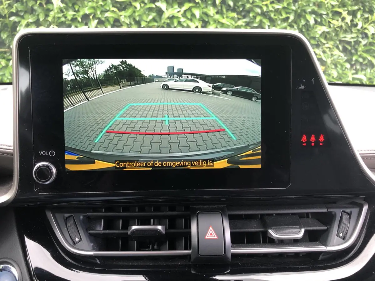 1.8 Hybrid Executive, CARPLAY, NAVI, CRUISE, 18INCH, LEDER, ECC-AIRCO, STOELVERWARMING, TWO-TONE COLOR