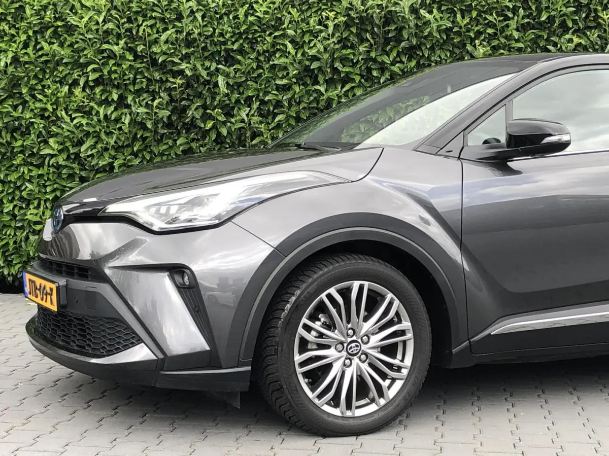 1.8 Hybrid Executive, CARPLAY, NAVI, CRUISE, 18INCH, LEDER, ECC-AIRCO, STOELVERWARMING, TWO-TONE COLOR