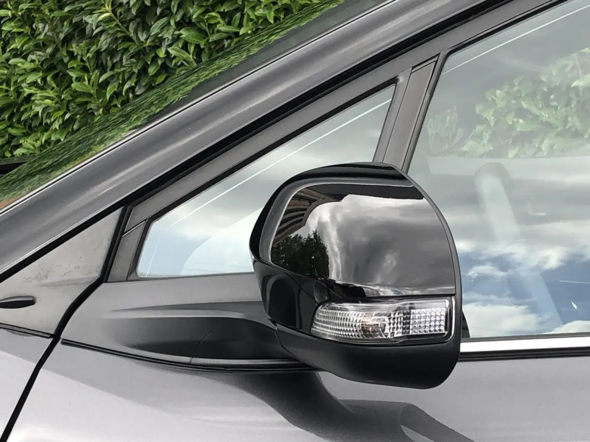 1.8 Hybrid Executive, CARPLAY, NAVI, CRUISE, 18INCH, LEDER, ECC-AIRCO, STOELVERWARMING, TWO-TONE COLOR