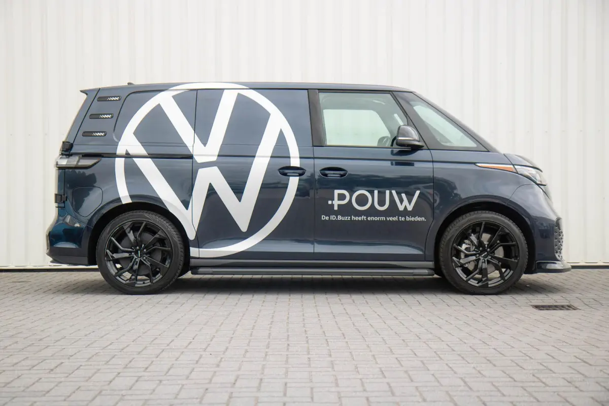 286pk Anniversary Edition 79 kWh | LMV 20'' | Trekhaak Uitklapbaar