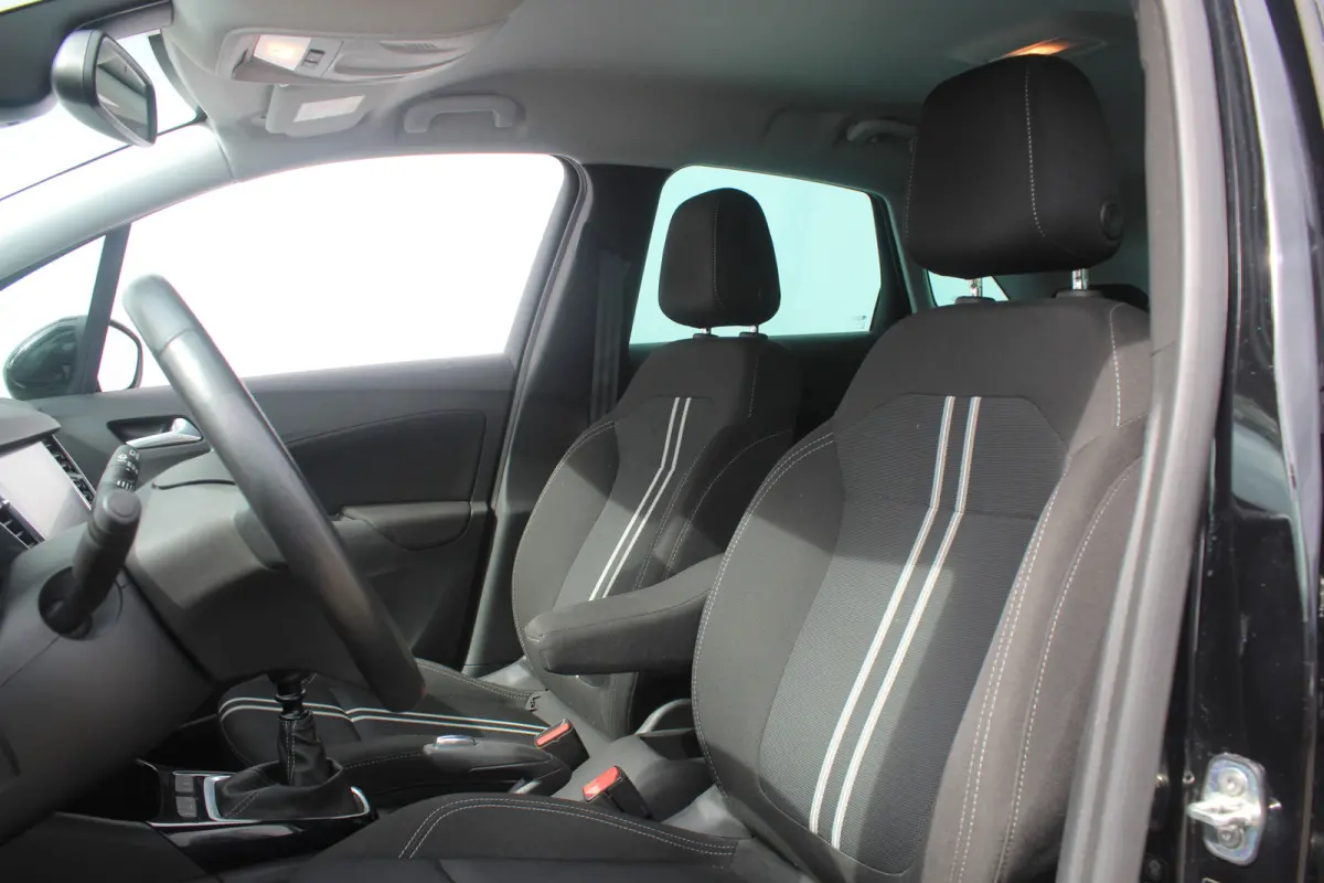 1.2 Turbo Elegance Dodehoek detector, Apple Carplay/Android Auto, Lichtmetalen velgen 16"