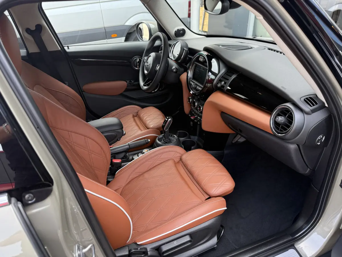 1.5 Cooper One Leder/H&K/Apple