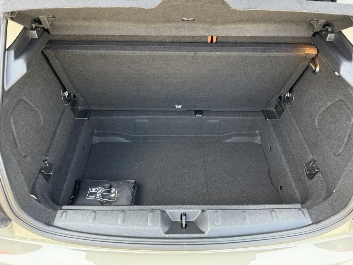 1.5 Cooper One Leder/H&K/Apple