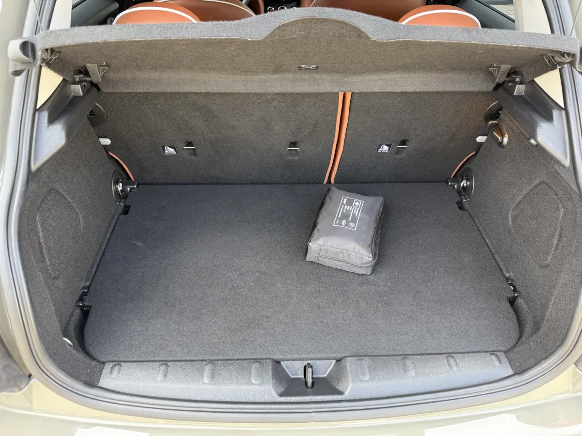 1.5 Cooper One Leder/H&K/Apple