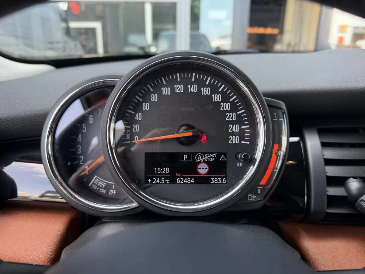 1.5 Cooper One Leder/H&K/Apple