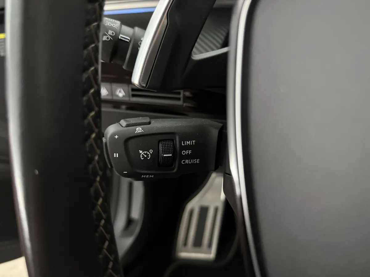 1.2 PureTech GT | Pano | Camera | Virtual | Sfeer | LED | Carplay | Cruise | Clima | Keyless