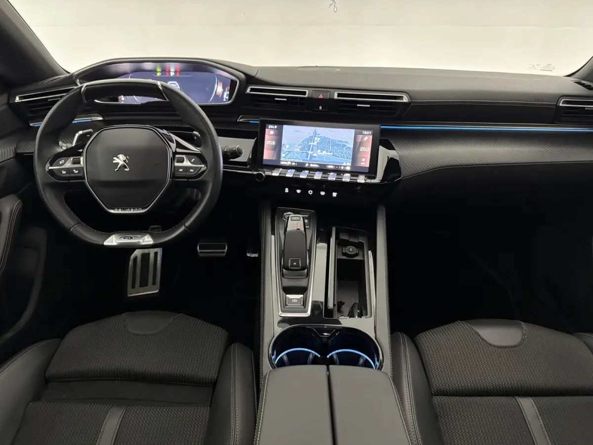 1.2 PureTech GT | Pano | Camera | Virtual | Sfeer | LED | Carplay | Cruise | Clima | Keyless