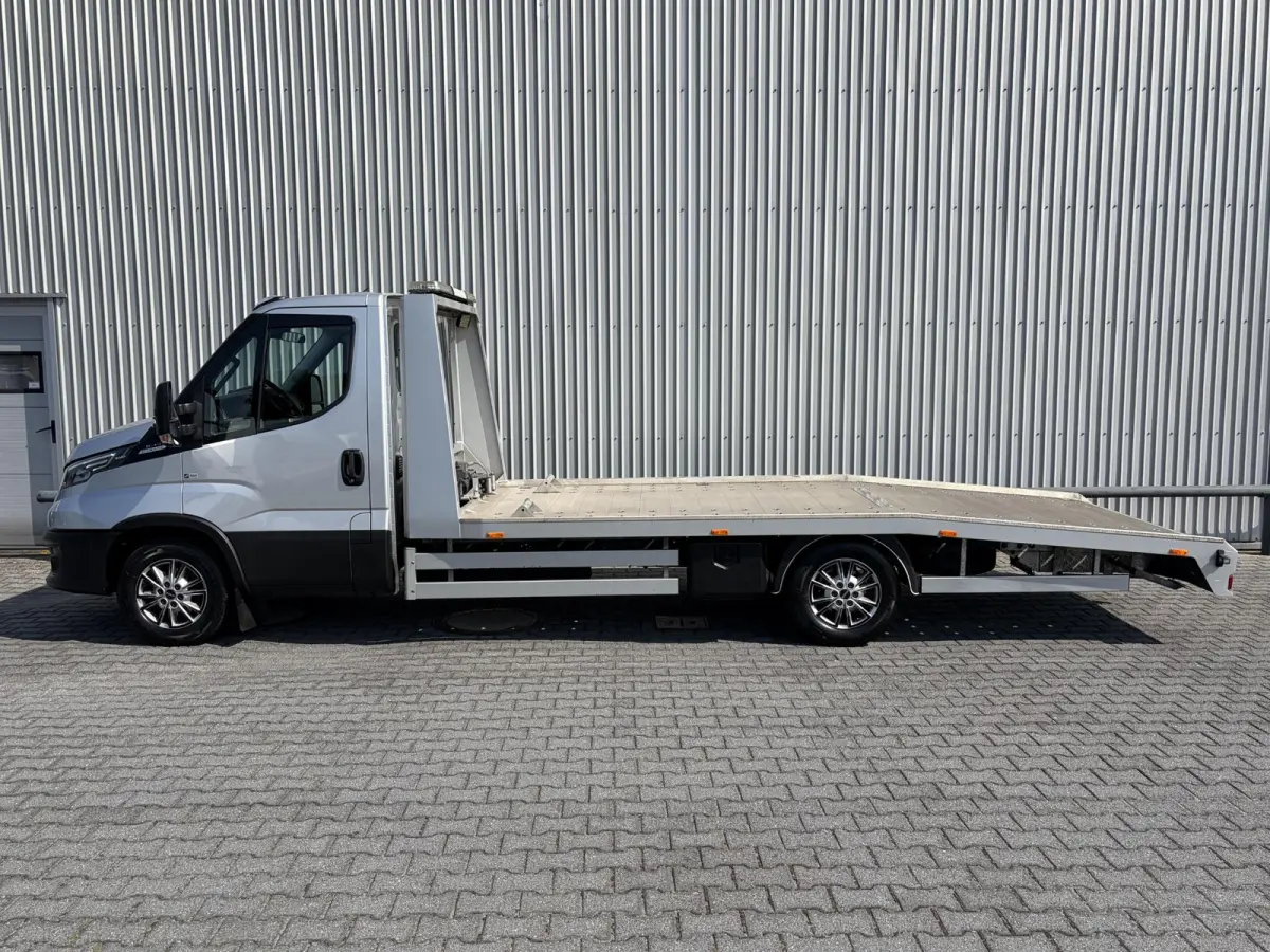 35S21H 3.0 410*OPRIJWAGEN*AUTOM*LIER*NAVI*ECC*HAAK