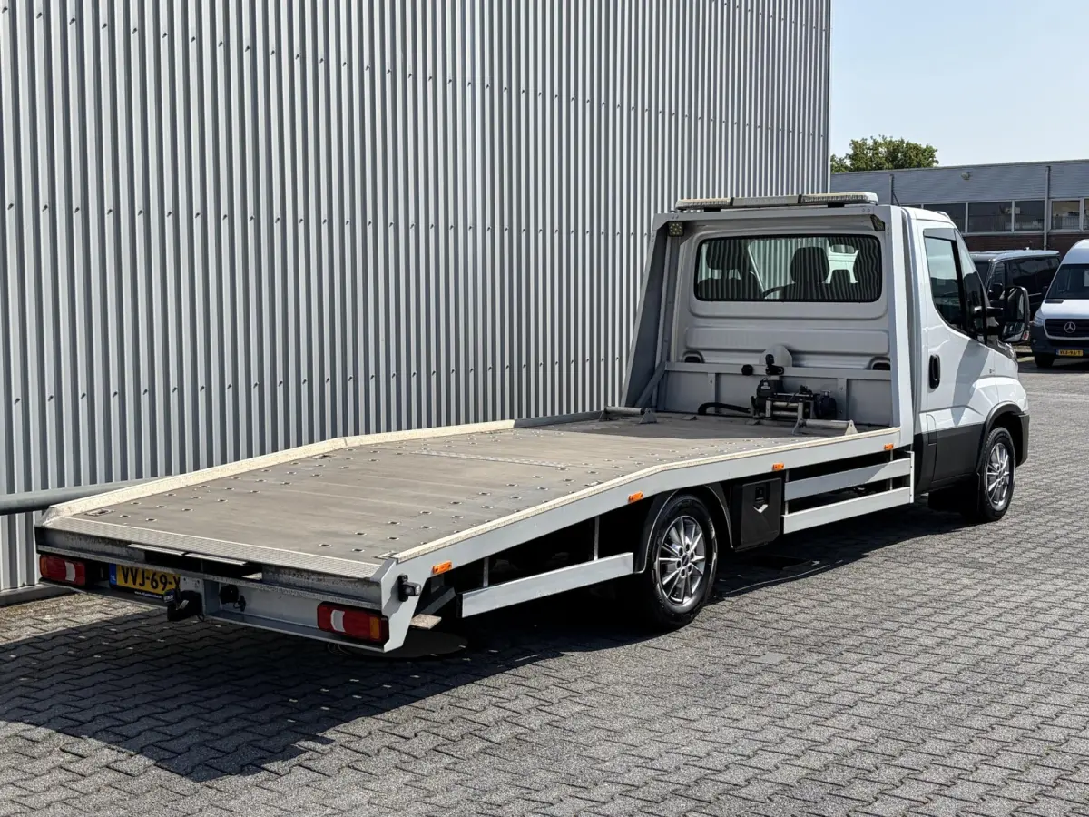 35S21H 3.0 410*OPRIJWAGEN*AUTOM*LIER*NAVI*ECC*HAAK