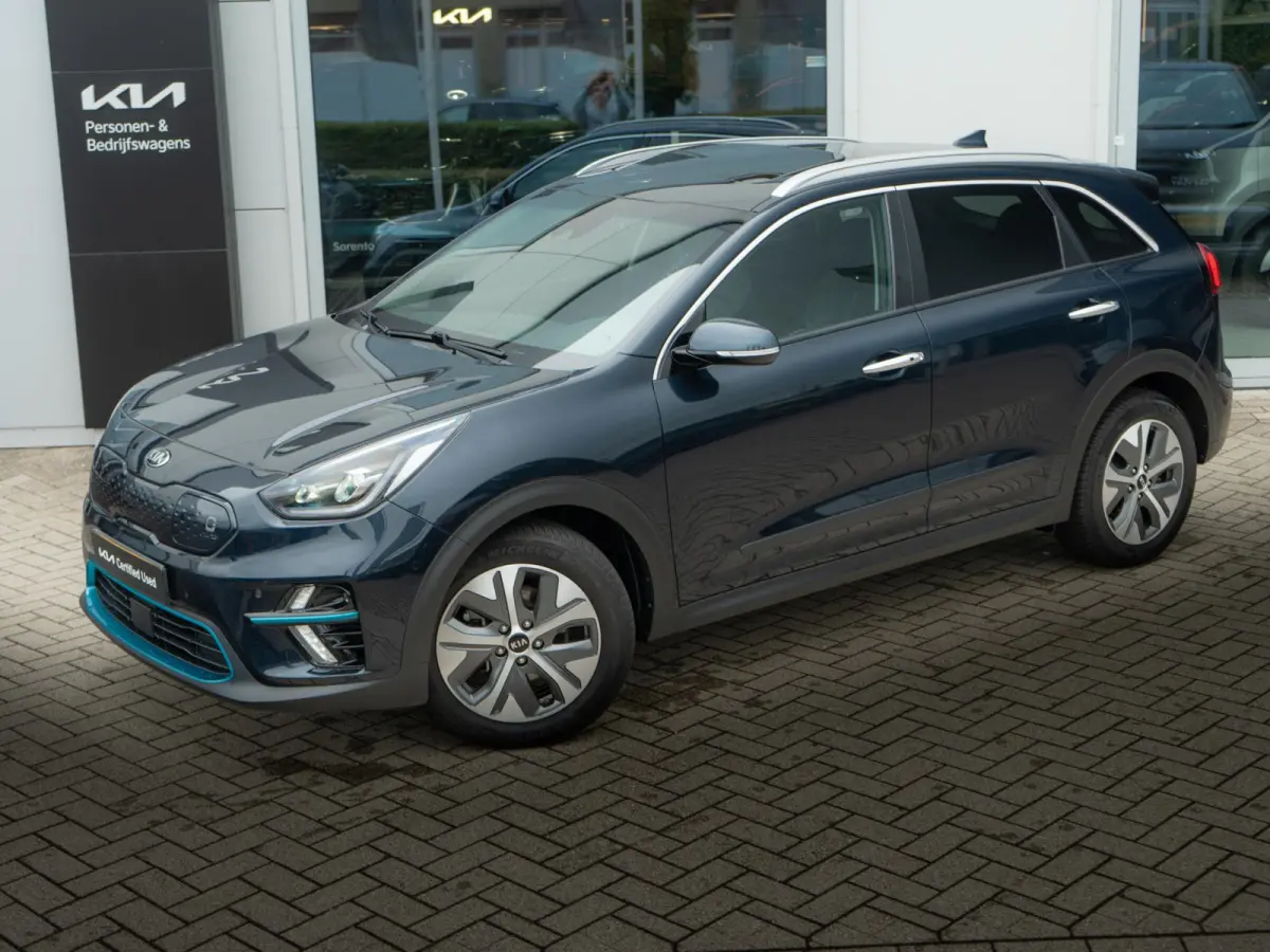 DynamicPlusLine 64 kWh | Schuif-kanteldak | Cruise | Clima | Carplay | Keyless | Stoel-stuurverwarming | Navi |
