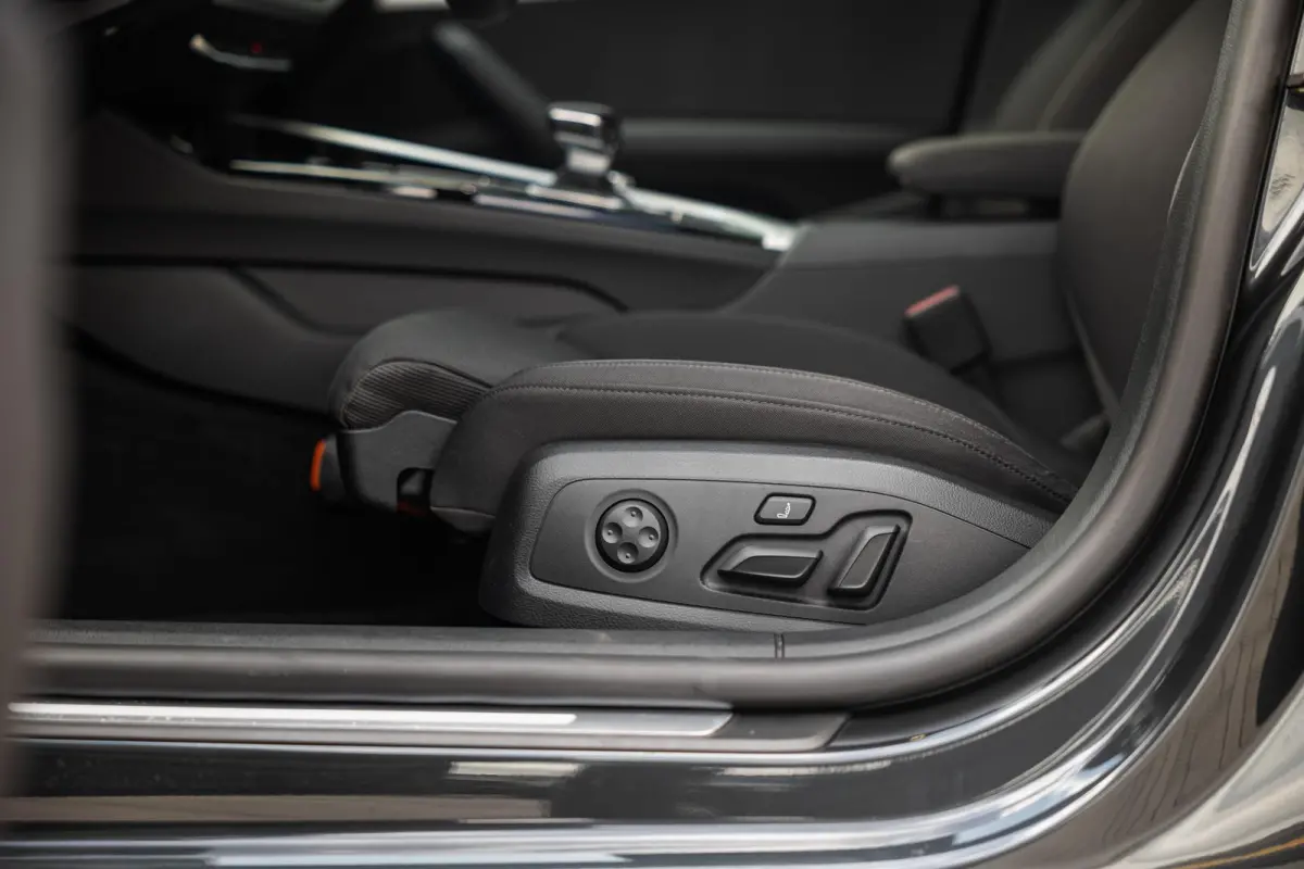 40 TFSI 204pk S-tronic Advanced edition | Panoramadak | B&O Audio | Head-up | Massagestoelen