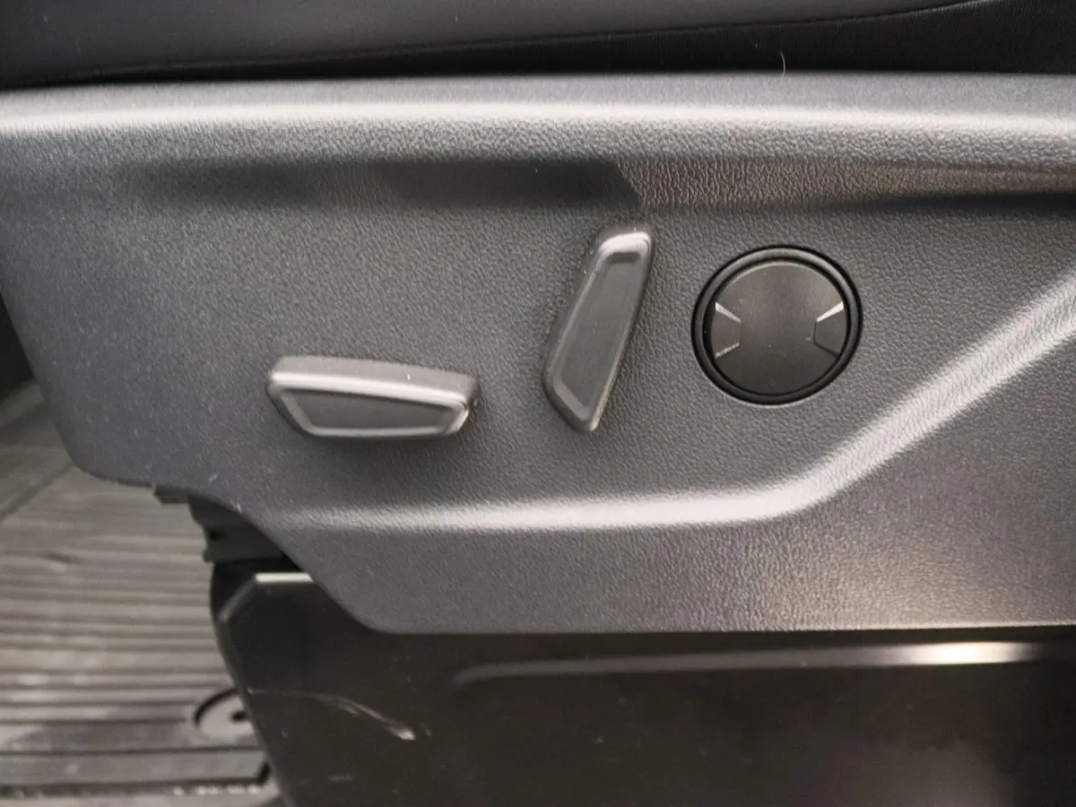 300 2.0 TDCI L2H1 Sport Trekhaak | Carplay / Navi | Winter Pakket | Led Verlichting | Adaptieve Cruise Control |