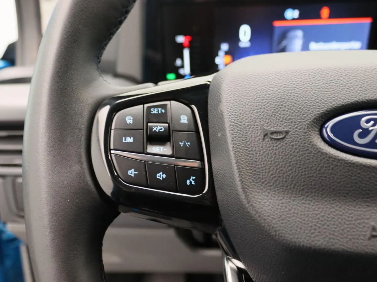 300 2.0 TDCI L2H1 Sport Trekhaak | Carplay / Navi | Winter Pakket | Led Verlichting | Adaptieve Cruise Control |