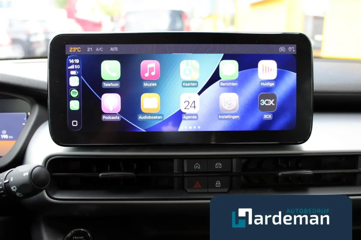 1.2 e-Hybrid Carplay Camera