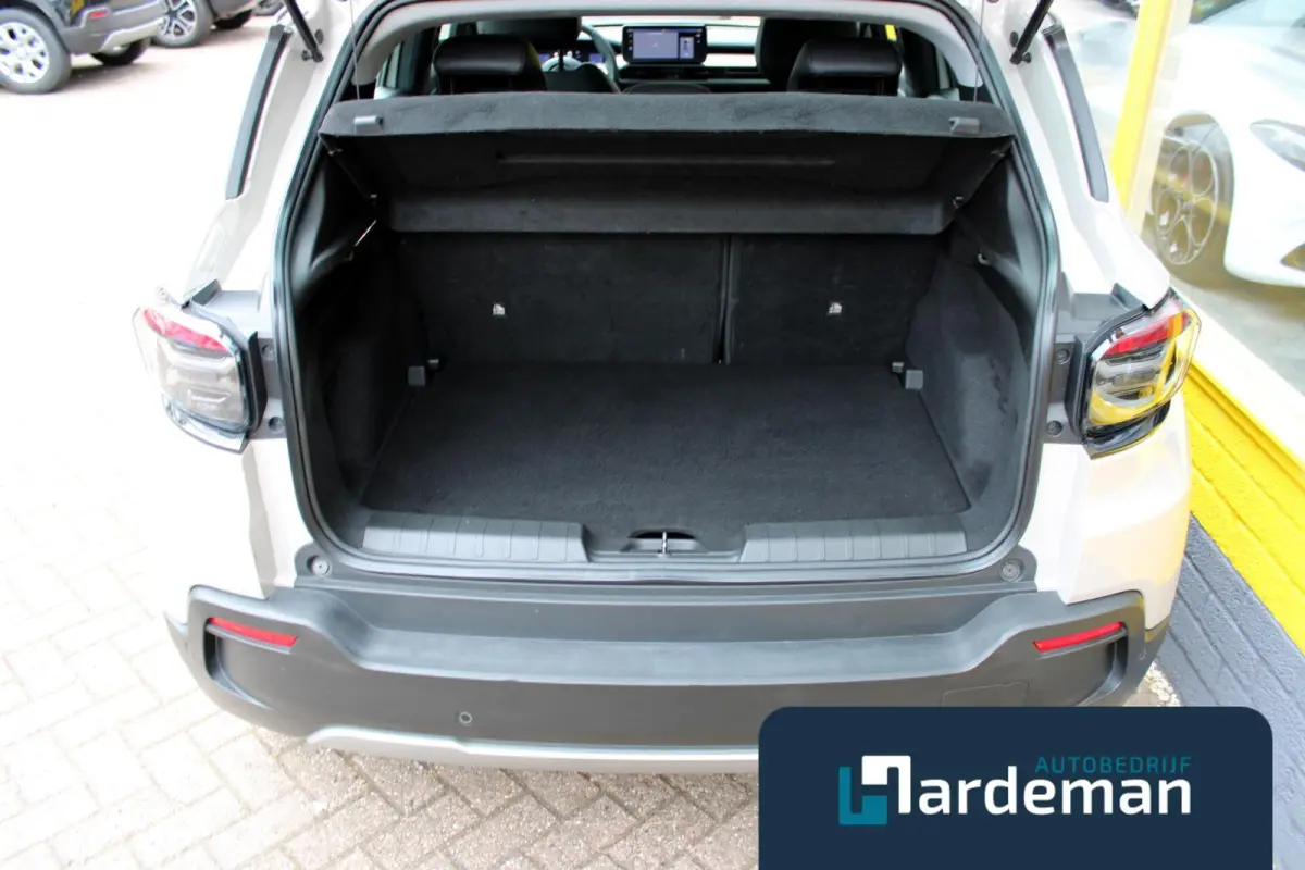 1.2 e-Hybrid Carplay Camera