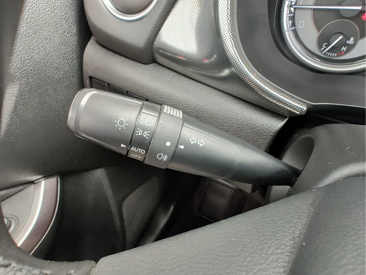 1.4 BOOSTERJET STYLE SMART HYBRID Open dak | Alcantara | Keyless | Parkeersensoren V+A