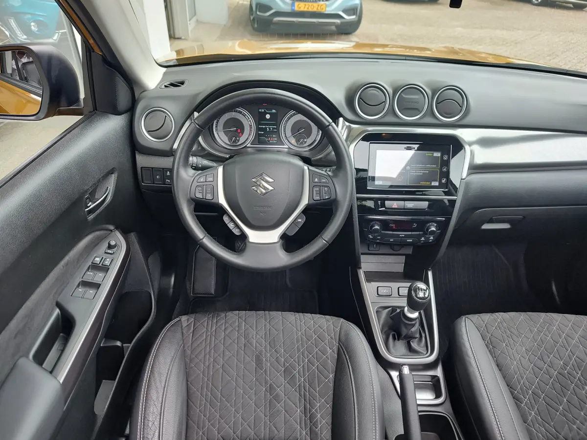 1.4 BOOSTERJET STYLE SMART HYBRID Open dak | Alcantara | Keyless | Parkeersensoren V+A