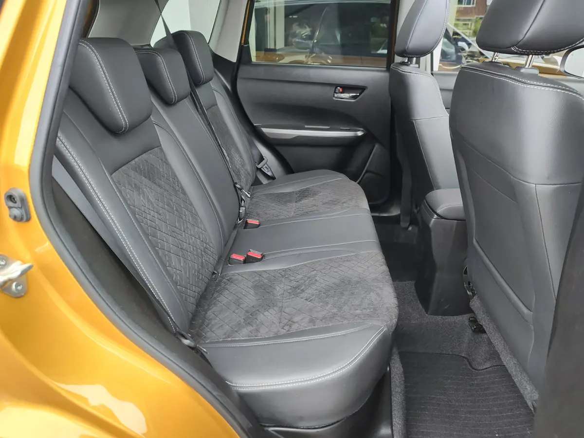1.4 BOOSTERJET STYLE SMART HYBRID Open dak | Alcantara | Keyless | Parkeersensoren V+A