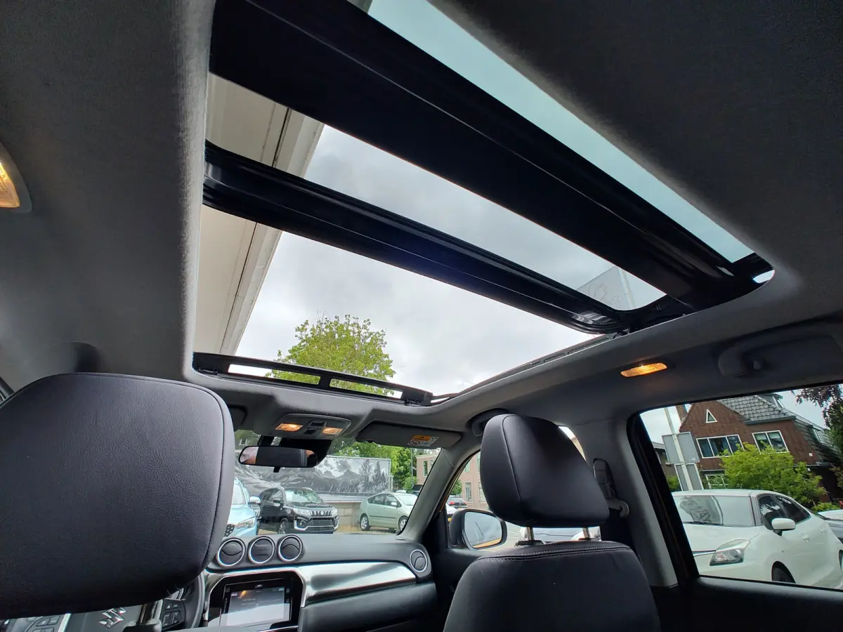 1.4 BOOSTERJET STYLE SMART HYBRID Open dak | Alcantara | Keyless | Parkeersensoren V+A